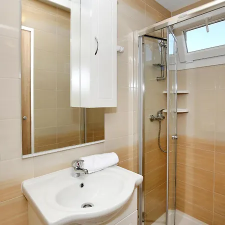 Gorgeous In With Kitchen * Murter